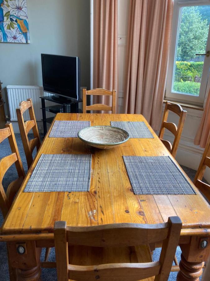 Victorian 3 Bedroom With Free Parking And Private Garden Appartement EDI