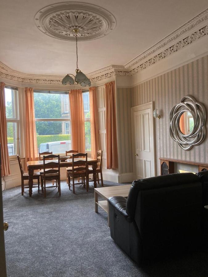 Appartement Victorian 3 Bedroom With Free Parking And Private Garden EDI
