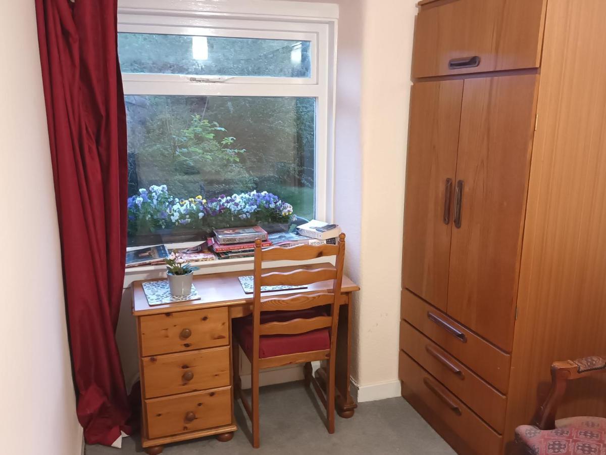 Appartement Victorian 3 Bedroom With Free Parking And Private Garden *